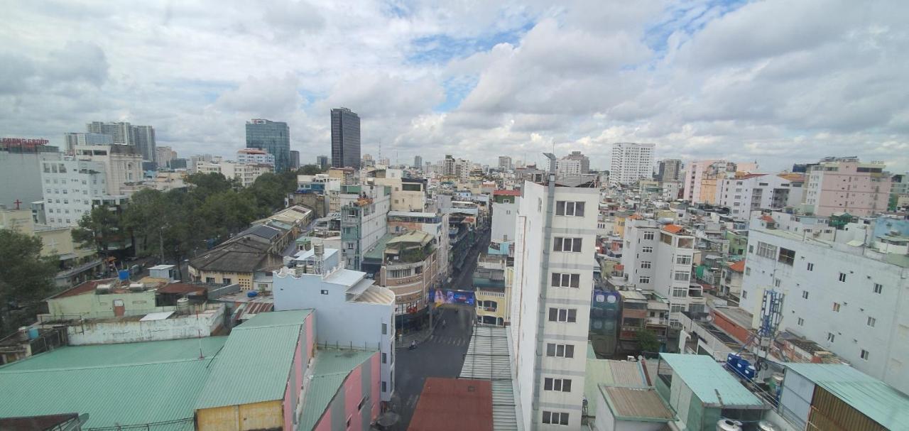 Отель Gemini Saigon Luxury Хошимин Экстерьер фото