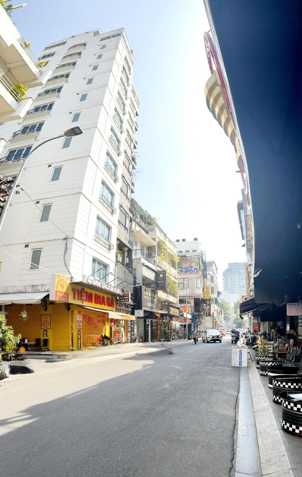 Отель Gemini Saigon Luxury Хошимин Экстерьер фото